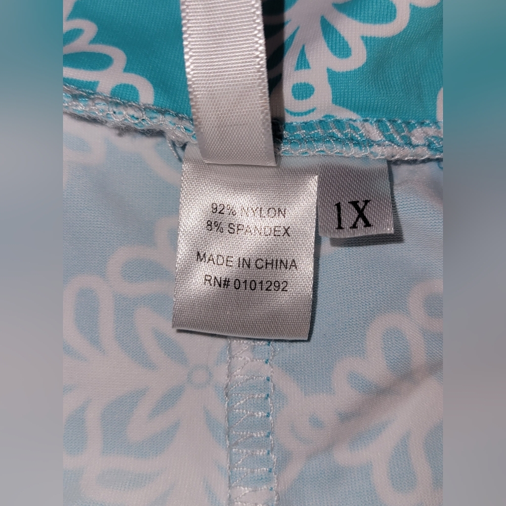 LuLu-B 1X pull-on sport skort UPF 50+ sun protection fabric in a blue Geo Knot - Picture 8 of 9